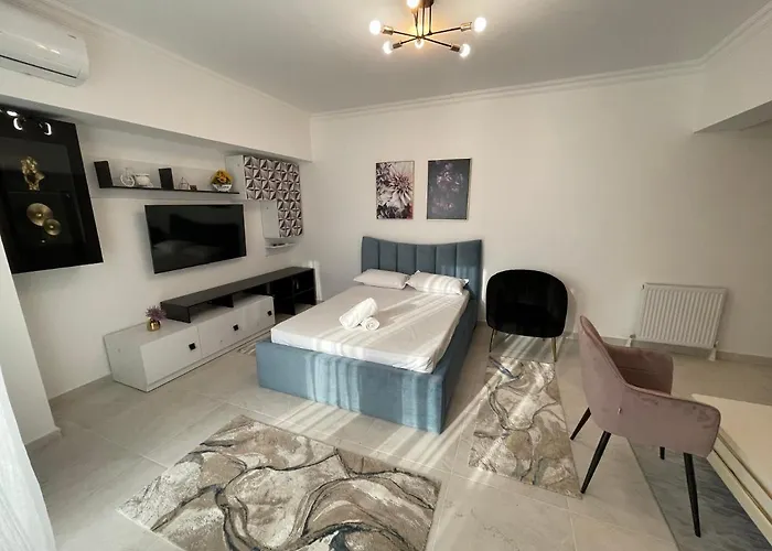 Solid Barrels Luxury Mamaia