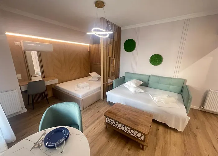 Solid Barrels Luxury Apartment Mamaia