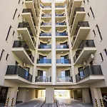 Solid Barrels Luxury Apartment