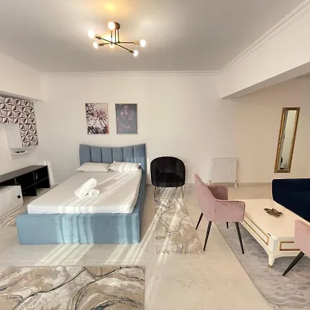 Solid Barrels Luxury Apartment Mamaia
