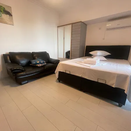 Solid Barrels Luxury Apartment *