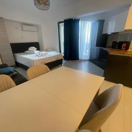 Solid Barrels Luxury Apartment *