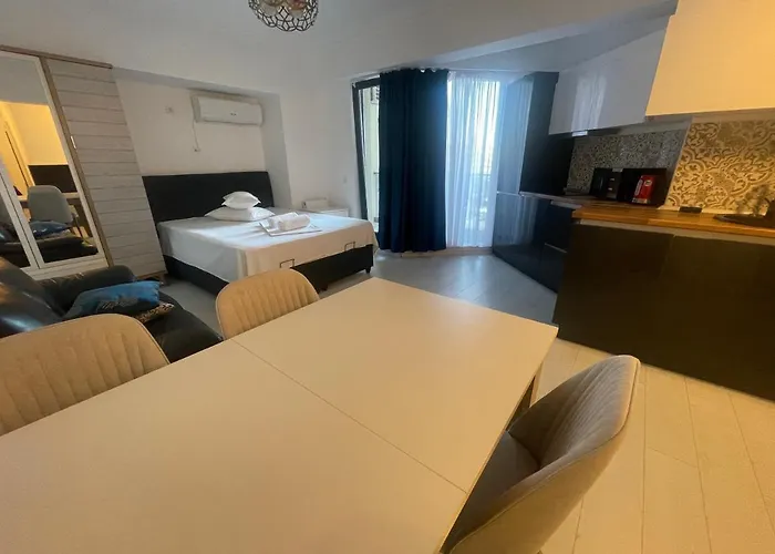 Solid Barrels Luxury Apartment *