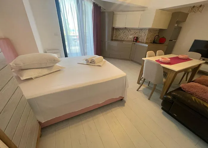 Solid Barrels Luxury * Mamaia